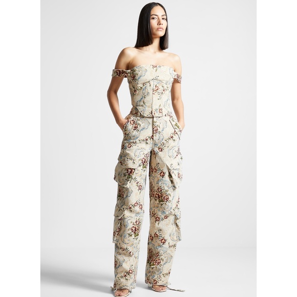 NWOT Maniere de Voir Floral Jacquard High Waisted Cargo Pants Beige Size 2 - Picture 4 of 16